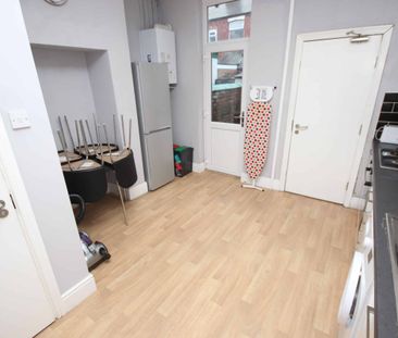 Room , Coniston Street - Photo 5