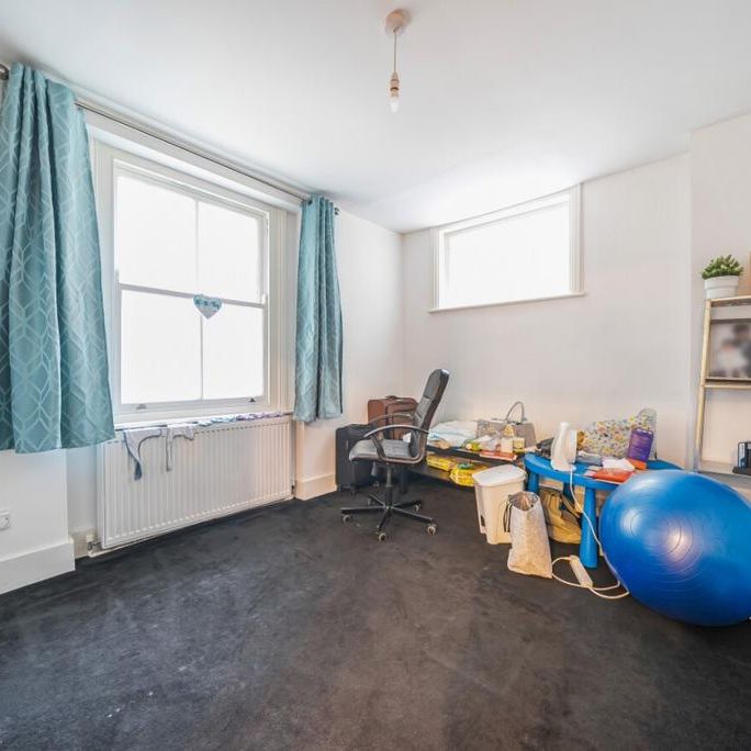 2 bedroom property to rent - Photo 1