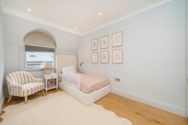 5 bedroom house to rent - Photo 1