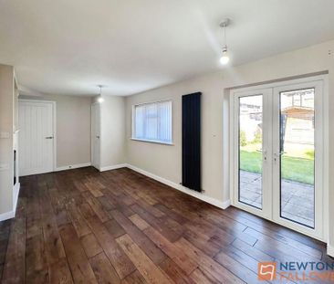 3 bedroom semi-detached house to rent - Photo 2