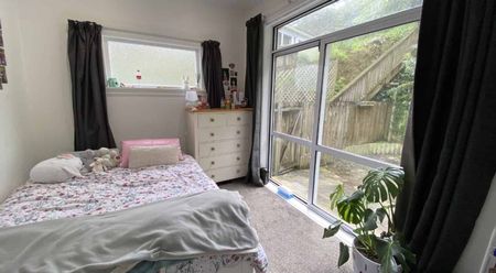 Hataitai, three bedrooms. - Photo 4