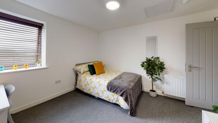 6 bedroom flat to rent - Photo 4