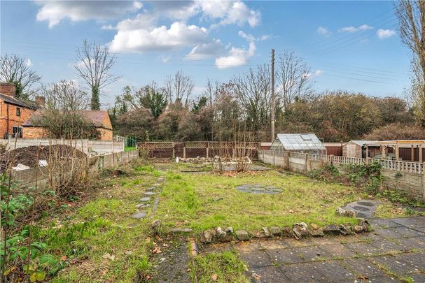 3 bedroom semi-detached house to rent - Photo 1