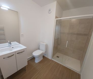 Location Appartement 2 pièces 39m² NOTRE DAME DE BONDEVILLE 76960 - Photo 2