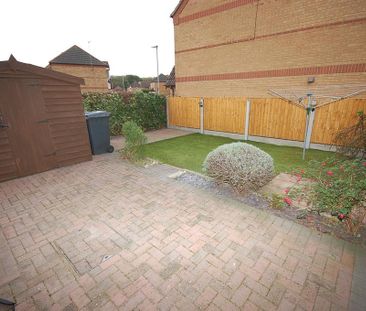 2 bedroom semi-detached house to rent - Photo 5