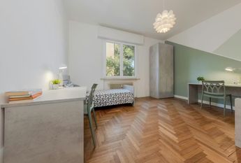 Via Castelfidardo, Padova, Veneto 35141