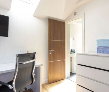 17 De Montfort Street Studios - Photo 3