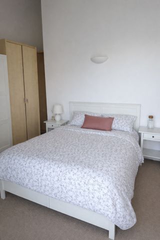 2 Bed Flat, Putney Bridge Road, SW18 - Photo 5