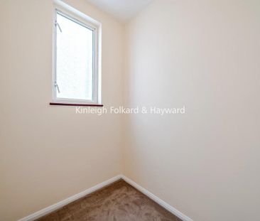 3 bedroom terraced house to rent - Photo 6