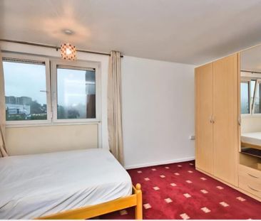 4 bedroom maisonette to rent - Photo 5