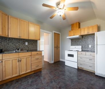 For Lease - 76 Richmond Street Unit# A, Brantford, Ontario - Photo 5