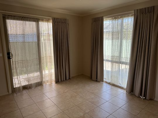 2 / 110 Swallow Street, Shepparton VIC 3630 - Photo 1