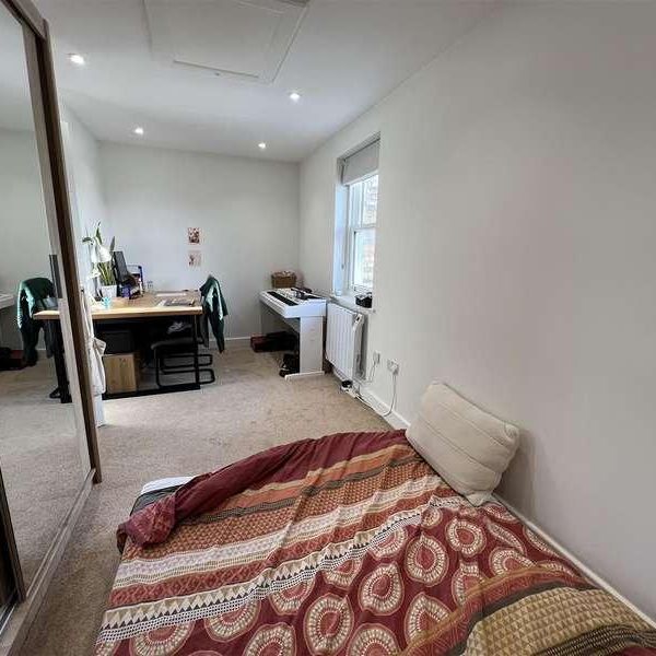 Newmarket Road, Cambridge, CB5 - Photo 1