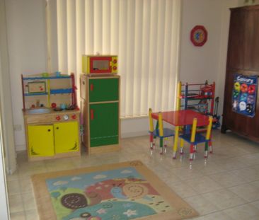 75 Lambor Drive, Mudgeeraba QLD 4213 - House For Rent | Domain - Photo 4