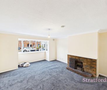 4 bedroom detached house to rent - Photo 4