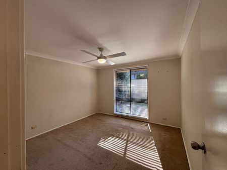 Neat & tidy 3 bedroom family home - Photo 2