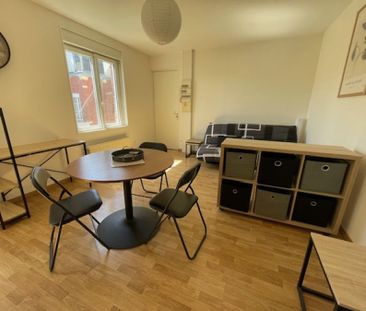 LUMINEUX STUDIO loué meublé et équipé - Photo 3