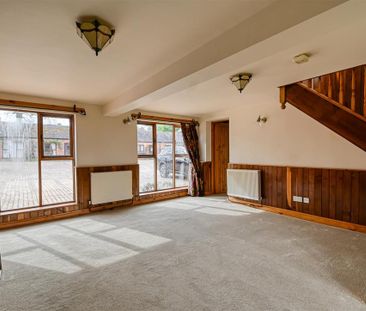 2 bedroom barn conversion to rent - Photo 3