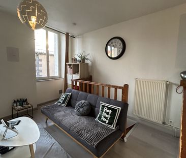 Location Appartement 2 pièces 38m² RIOM 63200 - Photo 2