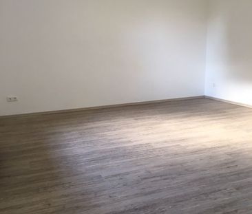 *** 2 Zimmer zzgl. Mansarde + Gäste-Duschbad in ruhiger Grünlage! *** - Foto 3