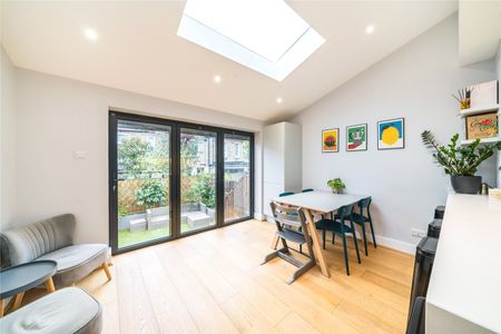 Gassiot Road, Tooting, SW17, London - Photo 2