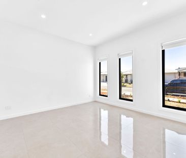 Stunning Brand new house in Weir Views!!! - Photo 3