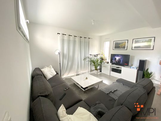 Location Maison 6 pièces 113m² - Photo 1