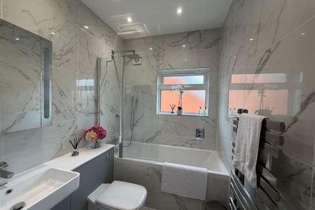 Ashleigh, Kennel Ride, SL5 - Photo 3