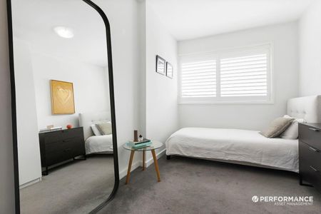 6/2 Pasley Street, South Yarra VIC 3141 - Apartment For Rent | Domain - Photo 5