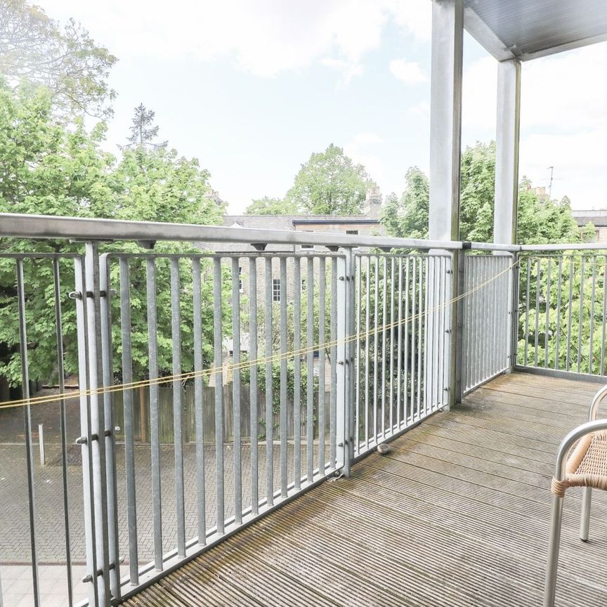 2 Bedroom - Photo 1