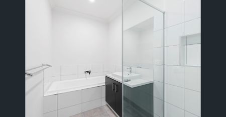 Contemporary living at a convenient location - Photo 5