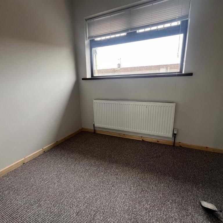 4 Granville Gardens, Portadown, BT63 5DR - Photo 1