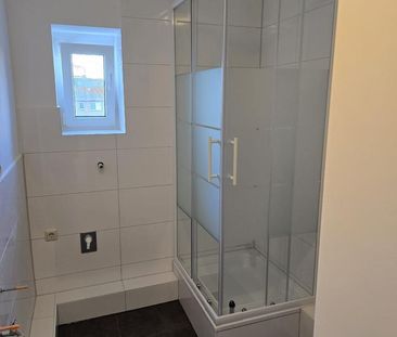 Große 4 ZKBB mit schönem Ausblick in der Ebertstraße - Foto 1