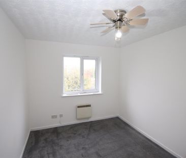 1 bedroom Flat to let - Photo 1