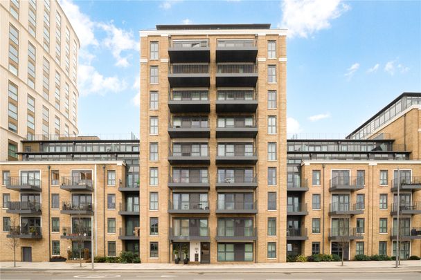 Wheatfield Way, Kingston Upon Thames, KT1 2TU - Photo 1