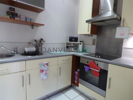 2 bedroom apartment to rent - Photo 4