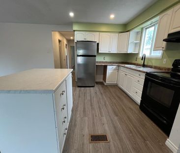 For Lease - 38 Mayfair Drive Unit# MAIN, Welland, Ontario - Photo 6