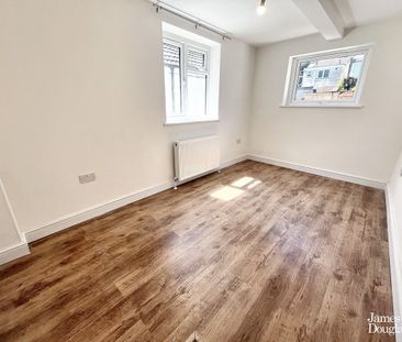 Robert street, Ynysbwl - Photo 5