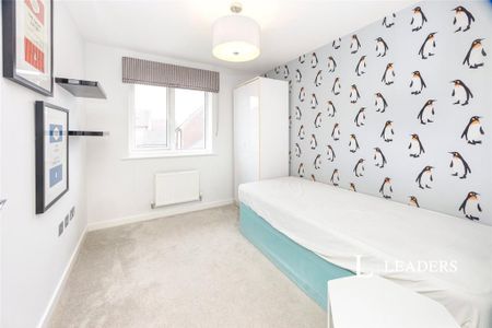 3 bedroom detached house to rent - Photo 3