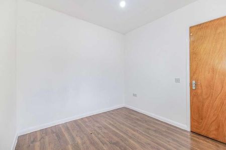 London Road, Mitcham, CR4 - Photo 5