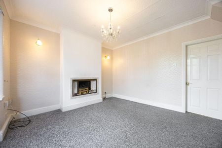 2 bedroom semi-detached house to rent - Photo 2