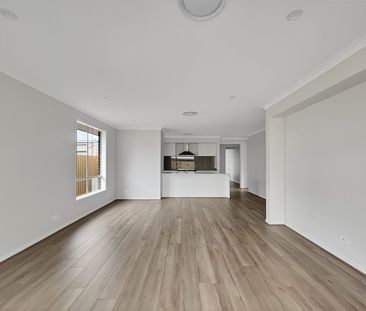 Brand New Luxury Family Retreat - Photo 2