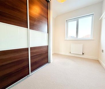 3 bedroom semi-detached house to rent - Photo 3