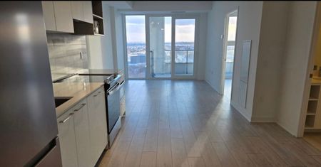 For Lease - 290 Malta Avenue, Brampton, Ontario - Photo 2