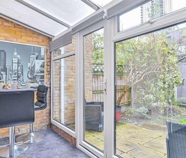 Manchester Road, Isle Of Dogs, E14 - Photo 1