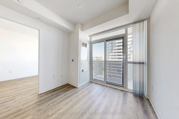 8 Interchange Way #5301 - Photo 1