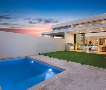 29 Nix Avenue, Malabar NSW 2036 - House For Rent | Domain - Photo 3