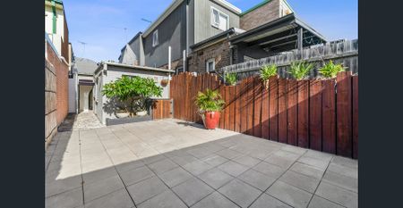 Charming Home in Desirable Location - Photo 4