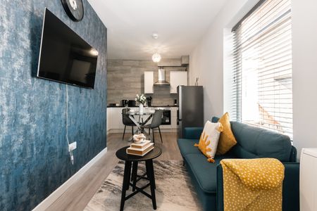 2 Bed Flat, Shirley High Street, SO16 - Photo 2