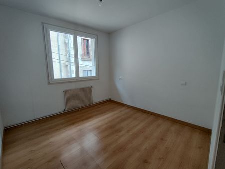 Location Appartement 3 pièces 57m² - Photo 2